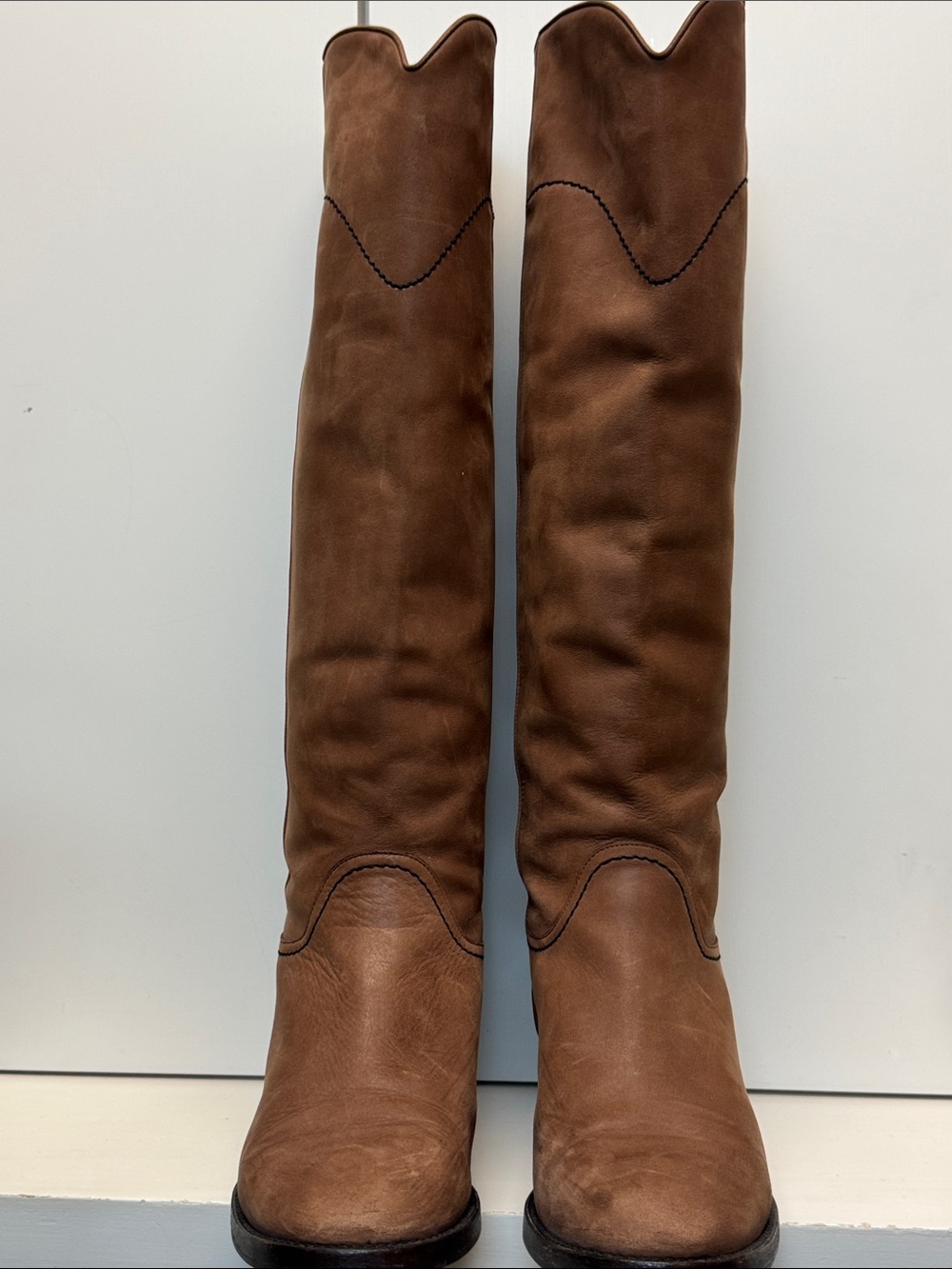 Chanel riding boots- well loved
39.5